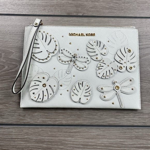 Michael Kors Handbags - Michael Kors Jet Set Wristlet Clutch Dragonfly Monstera Leaf White 9.5"x6.5"